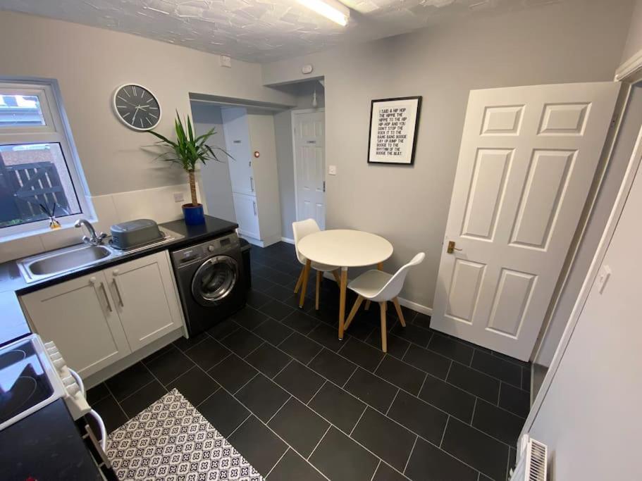 Seaside 2 Bed Townhouse, Near Cleethorpes Station Villa Eksteriør billede